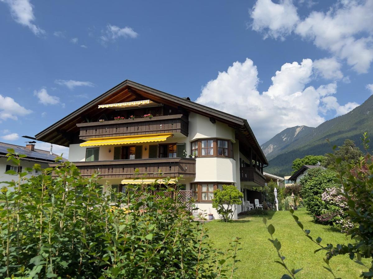 Alpenzauber Apartment Garmisch-Partenkirchen Exterior photo