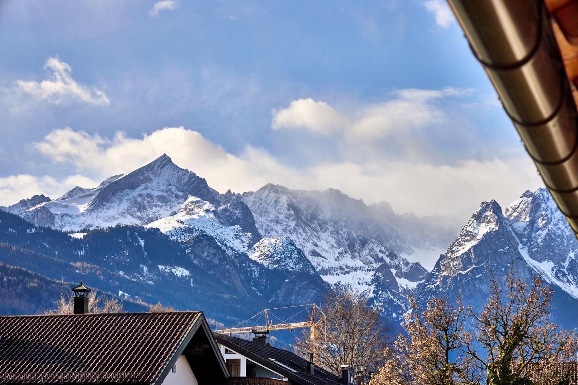 Alpenzauber Apartment Garmisch-Partenkirchen Exterior photo
